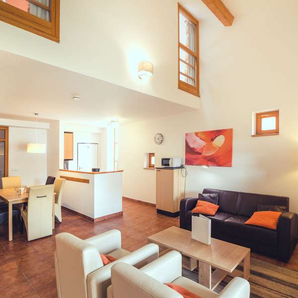 Apartmán typu 6A1 - obývací pokoj