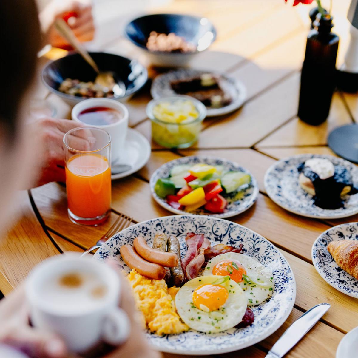 snídaně v Molo Bistro Lipno