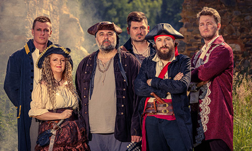 Pirates of the Pubs koncert na stezce korunami stromu lipno pirates of the pubs