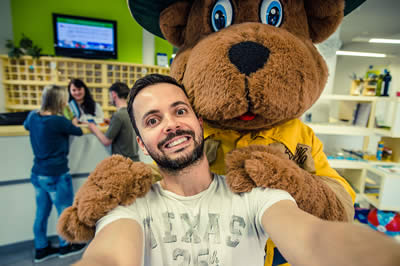 Medvěd Bollo na recepci